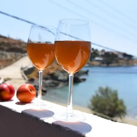Anna Kythnos *