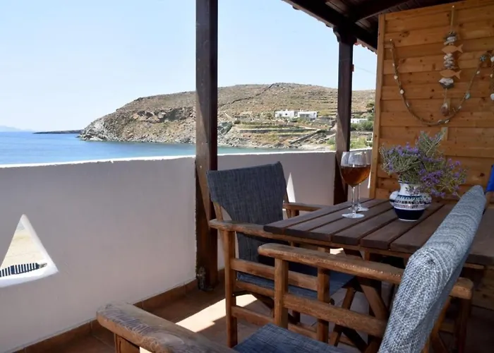 Anna Kythnos דירה